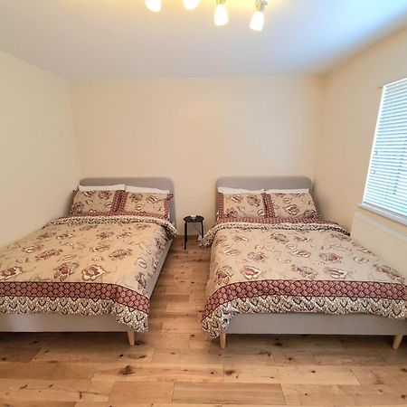 London Luxury 2 Bedroom Flat Sleeps 8 Free Parking East Barnet Exterior photo